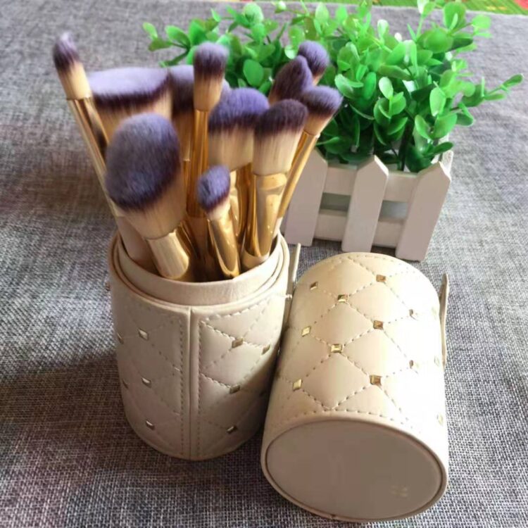 Makeup brush set 12 makeup buckets Foundation Concealer Eyeshadow Blush